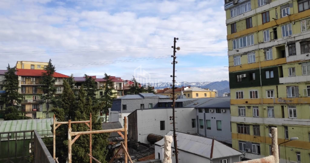 公寓 97 平方米的公寓 - 戴维·克尔迪亚什维利, 巴统, 佐治亚州。