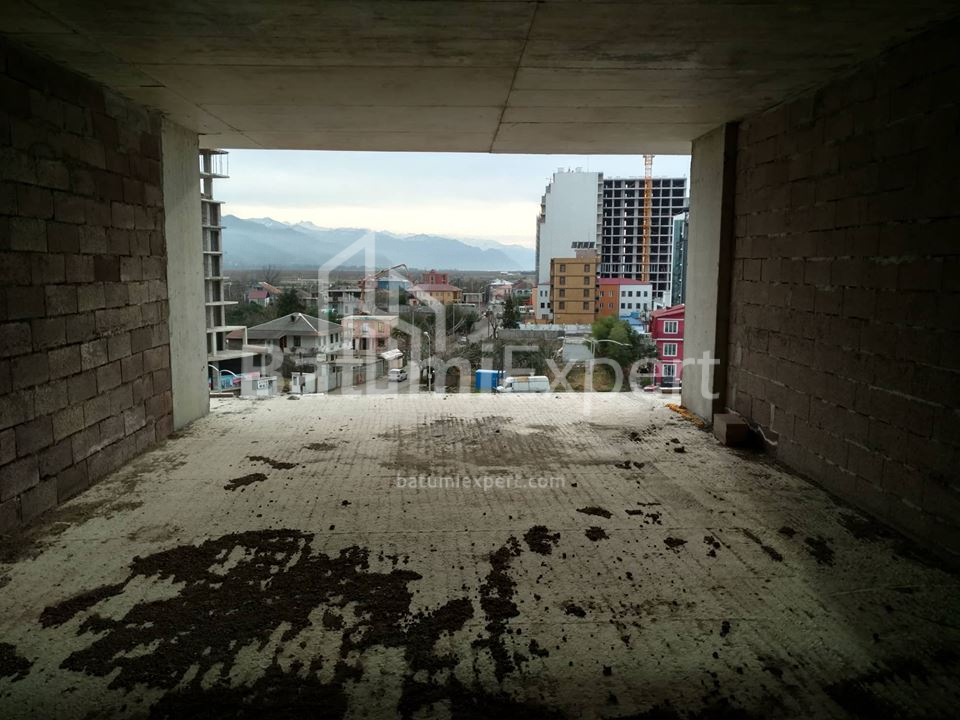 公寓 43.18 平方米的公寓 - 莱赫和玛丽亚·卡钦斯基, Batumi, 佐治亚州。