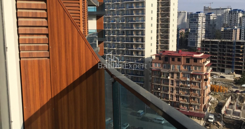 公寓 34 平方米的公寓 - 莱赫和玛丽亚·卡钦斯基, Batumi, 佐治亚州。
