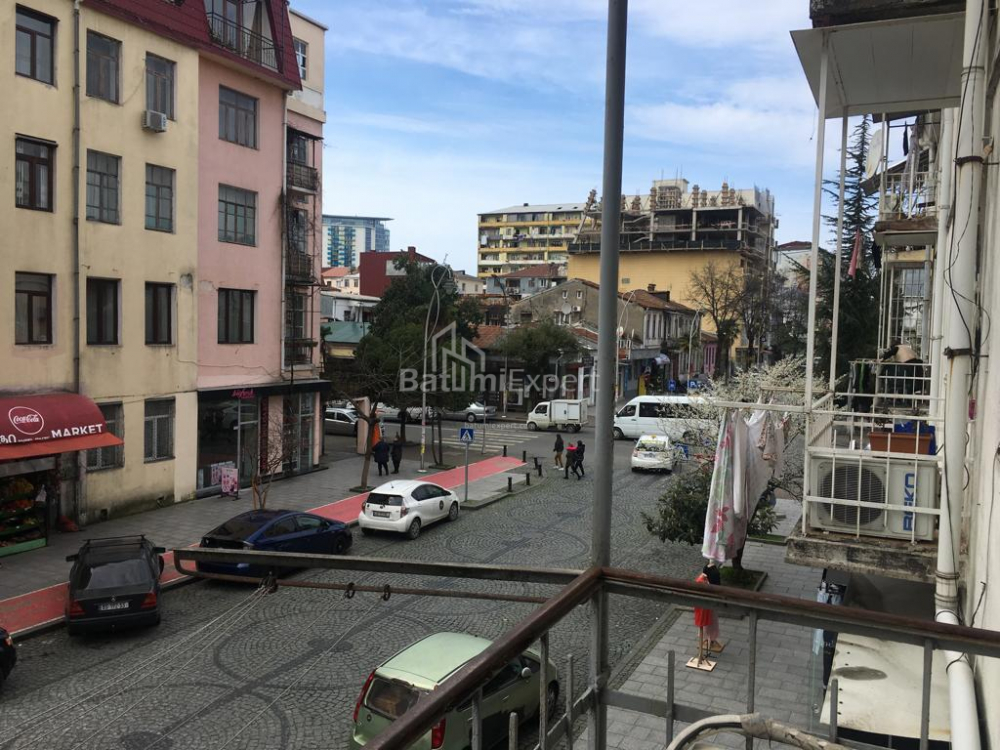 公寓 40 平方米的公寓 - 5月26日, Batumi, 佐治亚州。