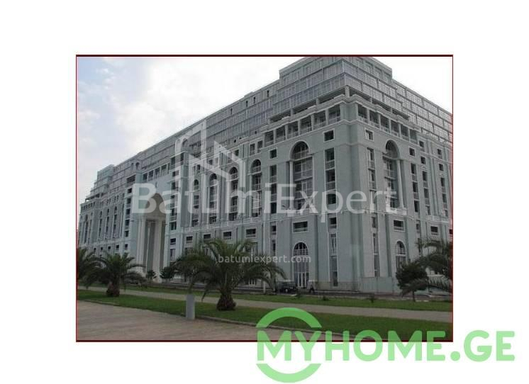 公寓 100 平方米的公寓 - 治安官 Khimshiashvili, Batumi, 佐治亚州。