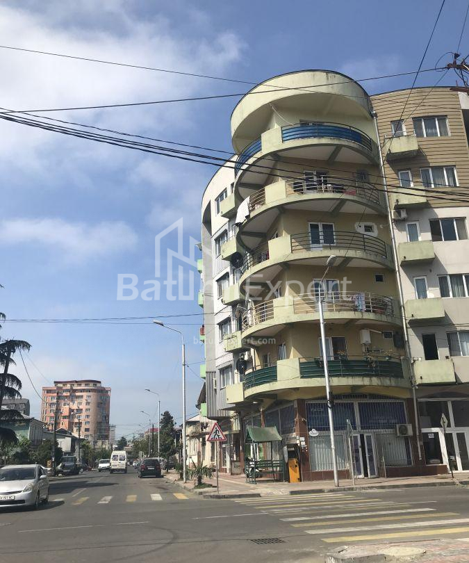 公寓 80 平方米的公寓 - 彼得·柴可夫斯基, Batumi, 佐治亚州。