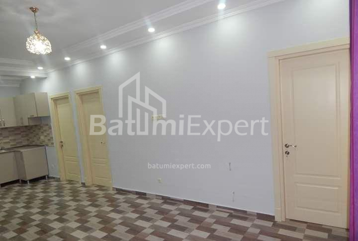 公寓 68 平方米的公寓 - 尤里耶夫斯卡娅, Batumi, 佐治亚州。