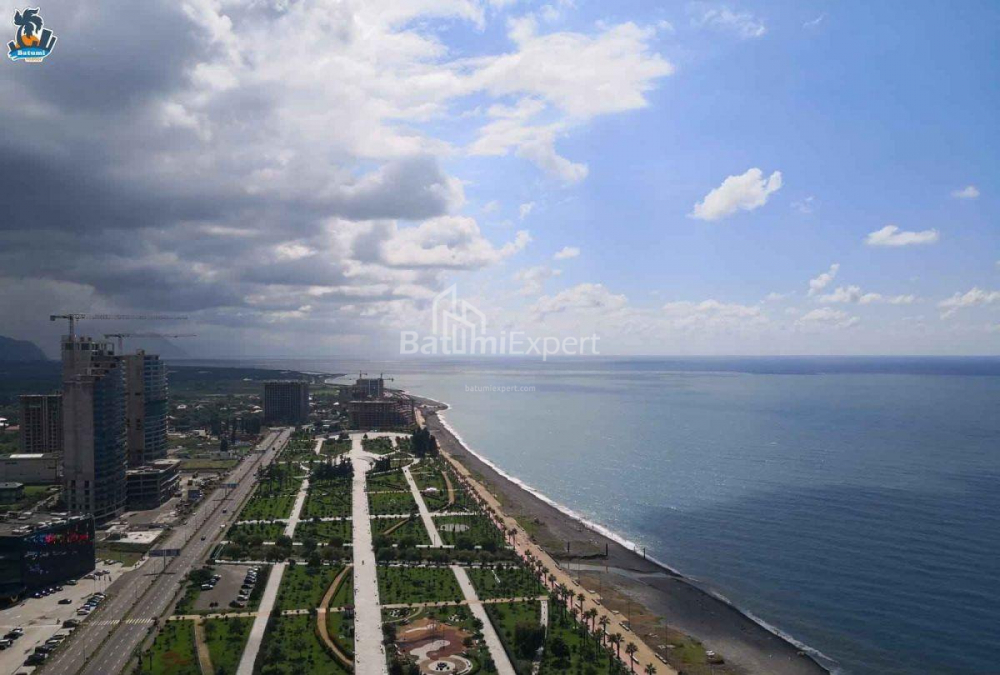 公寓 32 平方米的公寓 - 尤里耶夫斯卡娅, Batumi, 佐治亚州。