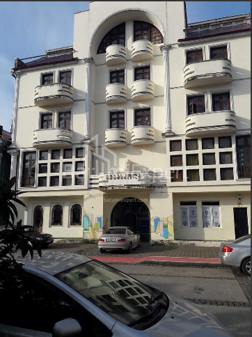 酒店 1100 平方米的公寓 - 塞利玛·希姆希亚什维利, 巴统, 佐治亚州。