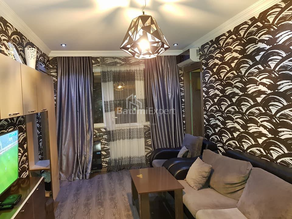 公寓 84 平方米的公寓 - 伊凡·贾瓦希什维利, Batumi, 佐治亚州。