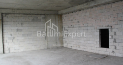 公寓 2-комн 75.9 m² - 莱赫和玛丽亚·卡钦斯基, Batumi