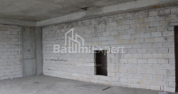 公寓 75.86 平方米的公寓 - 莱赫和玛丽亚·卡钦斯基, Batumi, 佐治亚州。