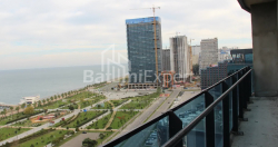 公寓 75.86 平方米的公寓 - 莱赫和玛丽亚·卡钦斯基, Batumi, 佐治亚州。