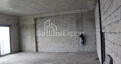 公寓 2-комн 75.9 m² - 莱赫和玛丽亚·卡钦斯基, Batumi