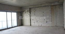 公寓 2-комн 75.9 m² - 莱赫和玛丽亚·卡钦斯基, Batumi
