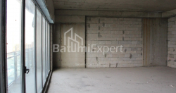 公寓 2-комн 75.9 m² - 莱赫和玛丽亚·卡钦斯基, Batumi