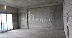 公寓 2-комн 75.9 m² - 莱赫和玛丽亚·卡钦斯基, Batumi