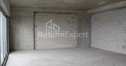 公寓 2-комн 76.1 m² - 莱赫和玛丽亚·卡钦斯基, Batumi