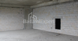 公寓 2-комн 76.1 m² - 莱赫和玛丽亚·卡钦斯基, Batumi