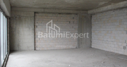 公寓 2-комн 76.1 m² - 莱赫和玛丽亚·卡钦斯基, Batumi