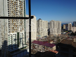 公寓 48 平方米的公寓 - 尼科·皮罗斯马尼, Batumi, 佐治亚州。
