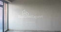 公寓 48.9 平方米的公寓 - 莱赫和玛丽亚·卡钦斯基, Batumi, 佐治亚州。