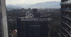 公寓 50.65 平方米的公寓 - 莱赫和玛丽亚·卡钦斯基, Batumi, 佐治亚州。