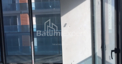 公寓 50.65 平方米的公寓 - 莱赫和玛丽亚·卡钦斯基, Batumi, 佐治亚州。