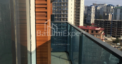 公寓 50.65 平方米的公寓 - 莱赫和玛丽亚·卡钦斯基, Batumi, 佐治亚州。