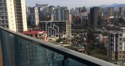 公寓 38.4 平方米的公寓 - 莱赫和玛丽亚·卡钦斯基, Batumi, 佐治亚州。