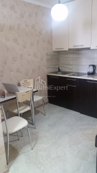 公寓 1-комн 28 m² - 治安官 Khimshiashvili, Batumi