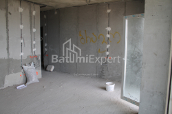 在建目标房产 55.8 平方米的公寓 - 莱赫和玛丽亚·卡钦斯基, Batumi, 佐治亚州。