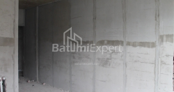 在建目标房产 35.1 平方米的公寓 - 莱赫和玛丽亚·卡钦斯基, 巴统, 佐治亚州。