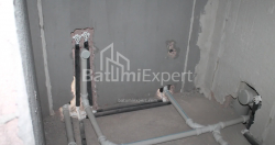 在建目标房产 55.7 平方米的公寓 - 莱赫和玛丽亚·卡钦斯基, Batumi, 佐治亚州。