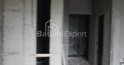 在建目标房产 30.7 平方米的公寓 - 莱赫和玛丽亚·卡钦斯基, 巴统, 佐治亚州。