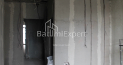 在建目标房产 28.1 平方米的公寓 - 莱赫和玛丽亚·卡钦斯基, 巴统, 佐治亚州。