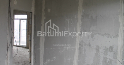 在建目标房产 74.8 平方米的公寓 - 莱赫和玛丽亚·卡钦斯基, 巴统, 佐治亚州。