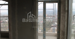 在建目标房产 74.8 平方米的公寓 - 莱赫和玛丽亚·卡钦斯基, 巴统, 佐治亚州。