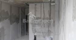 在建目标房产 35 平方米的公寓 - 莱赫和玛丽亚·卡钦斯基, Batumi, 佐治亚州。
