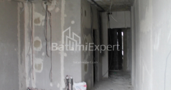 在建目标房产 35.1 平方米的公寓 - 莱赫和玛丽亚·卡钦斯基, 巴统, 佐治亚州。