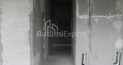 在建目标房产 74.8 平方米的公寓 - 莱赫和玛丽亚·卡钦斯基, 巴统, 佐治亚州。