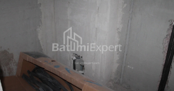在建目标房产 55.7 平方米的公寓 - 莱赫和玛丽亚·卡钦斯基, Batumi, 佐治亚州。