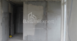 在建目标房产 55.7 平方米的公寓 - 莱赫和玛丽亚·卡钦斯基, Batumi, 佐治亚州。