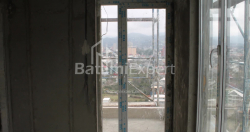 在建目标房产 74.8 平方米的公寓 - 莱赫和玛丽亚·卡钦斯基, Batumi, 佐治亚州。