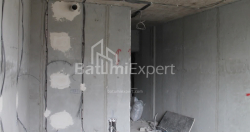 在建目标房产 35.1 平方米的公寓 - 莱赫和玛丽亚·卡钦斯基, 巴统, 佐治亚州。