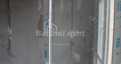 在建目标房产 30.7 平方米的公寓 - 莱赫和玛丽亚·卡钦斯基, Batumi, 佐治亚州。