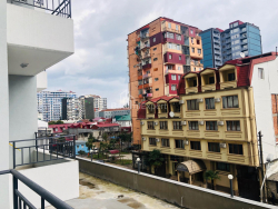 公寓 1-комн 100 m² - 塞利玛·希姆希亚什维利, Batumi
