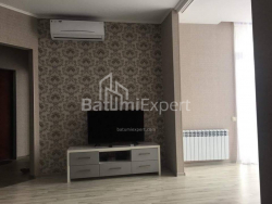公寓 3-комн 65 m² - 沙尔瓦·伊纳萨里泽, Batumi