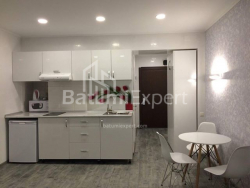 公寓 1-комн 38 m² - 治安官 Khimshiashvili, Batumi