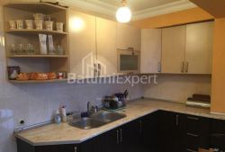 公寓 2-комн 74 m² - 尤里耶夫斯卡娅, Batumi