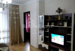 公寓 3-комн 70 m² - 尤里耶夫斯卡娅, Batumi