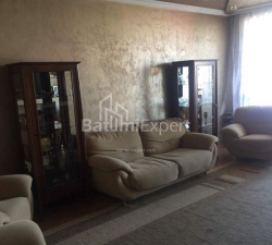 公寓 3-комн 80 m² - 尤里耶夫斯卡娅, Batumi