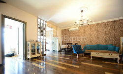 公寓 4-комн 93 m² - Vakhtang Gorgasali, Batumi