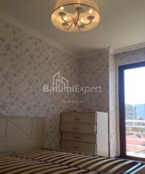 公寓 4-комн 116 m² - Vakhtang Gorgasali, Batumi